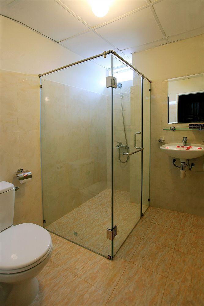 נה טראנג Pho Bien Hotel מראה חיצוני תמונה