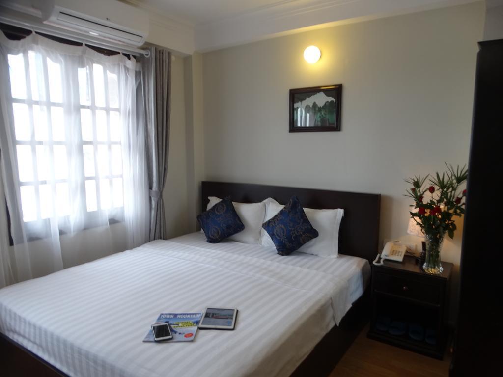 נה טראנג Pho Bien Hotel מראה חיצוני תמונה