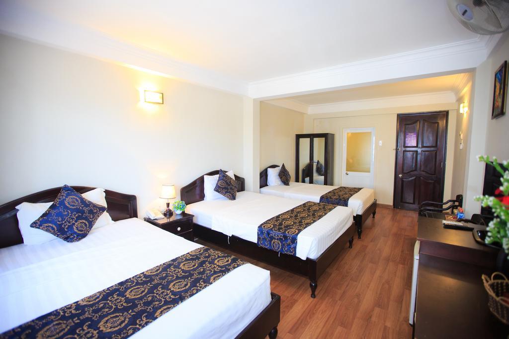נה טראנג Pho Bien Hotel מראה חיצוני תמונה