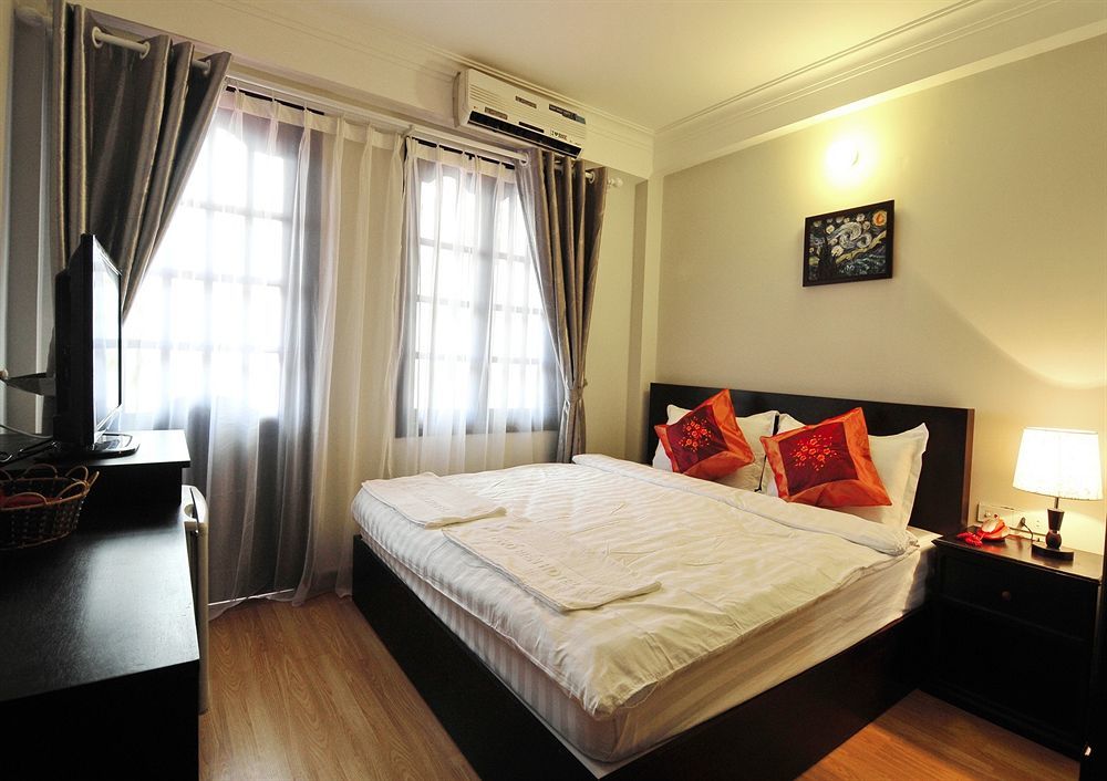 נה טראנג Pho Bien Hotel מראה חיצוני תמונה