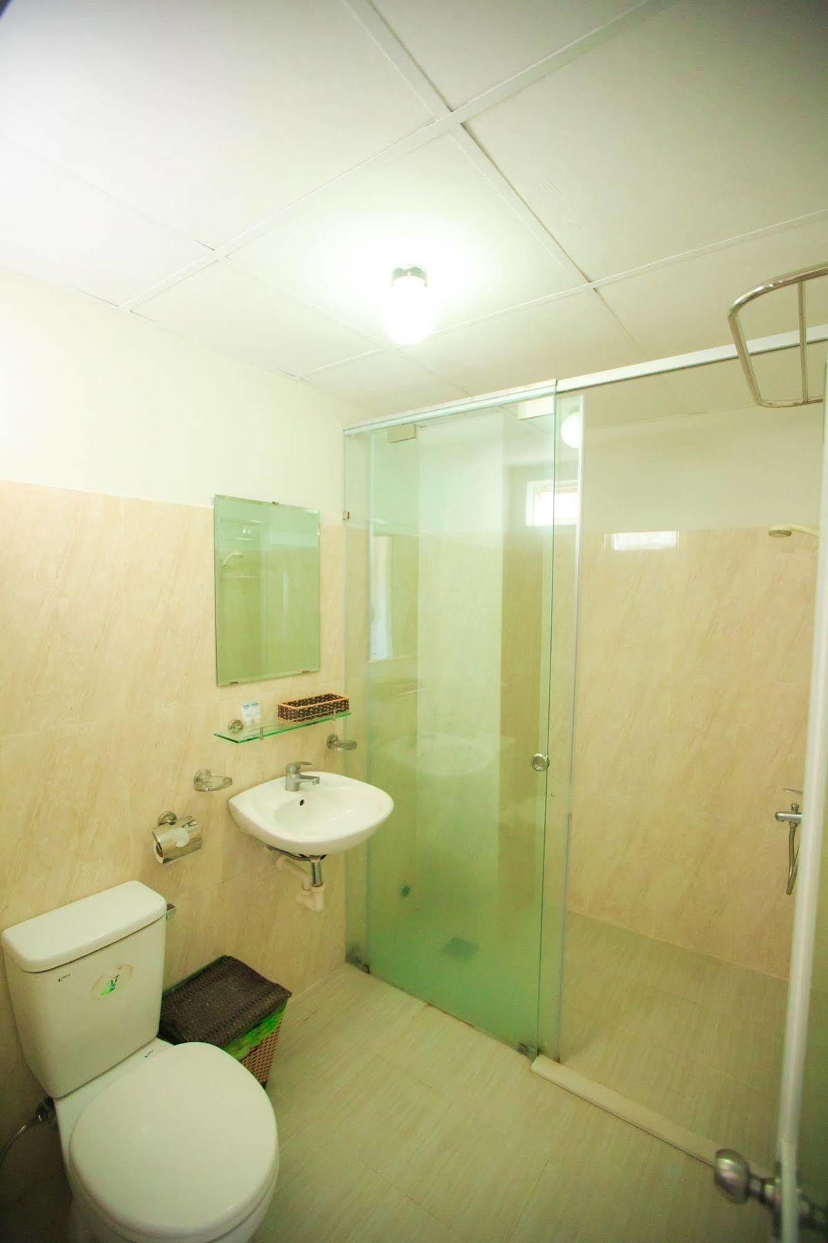 נה טראנג Pho Bien Hotel מראה חיצוני תמונה