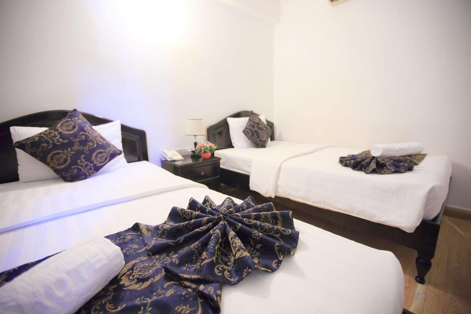 נה טראנג Pho Bien Hotel מראה חיצוני תמונה