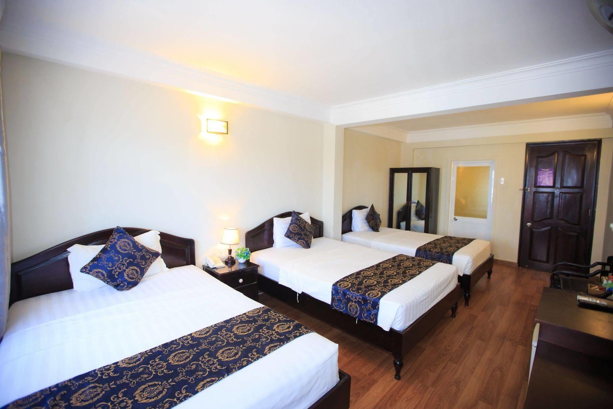 נה טראנג Pho Bien Hotel מראה חיצוני תמונה