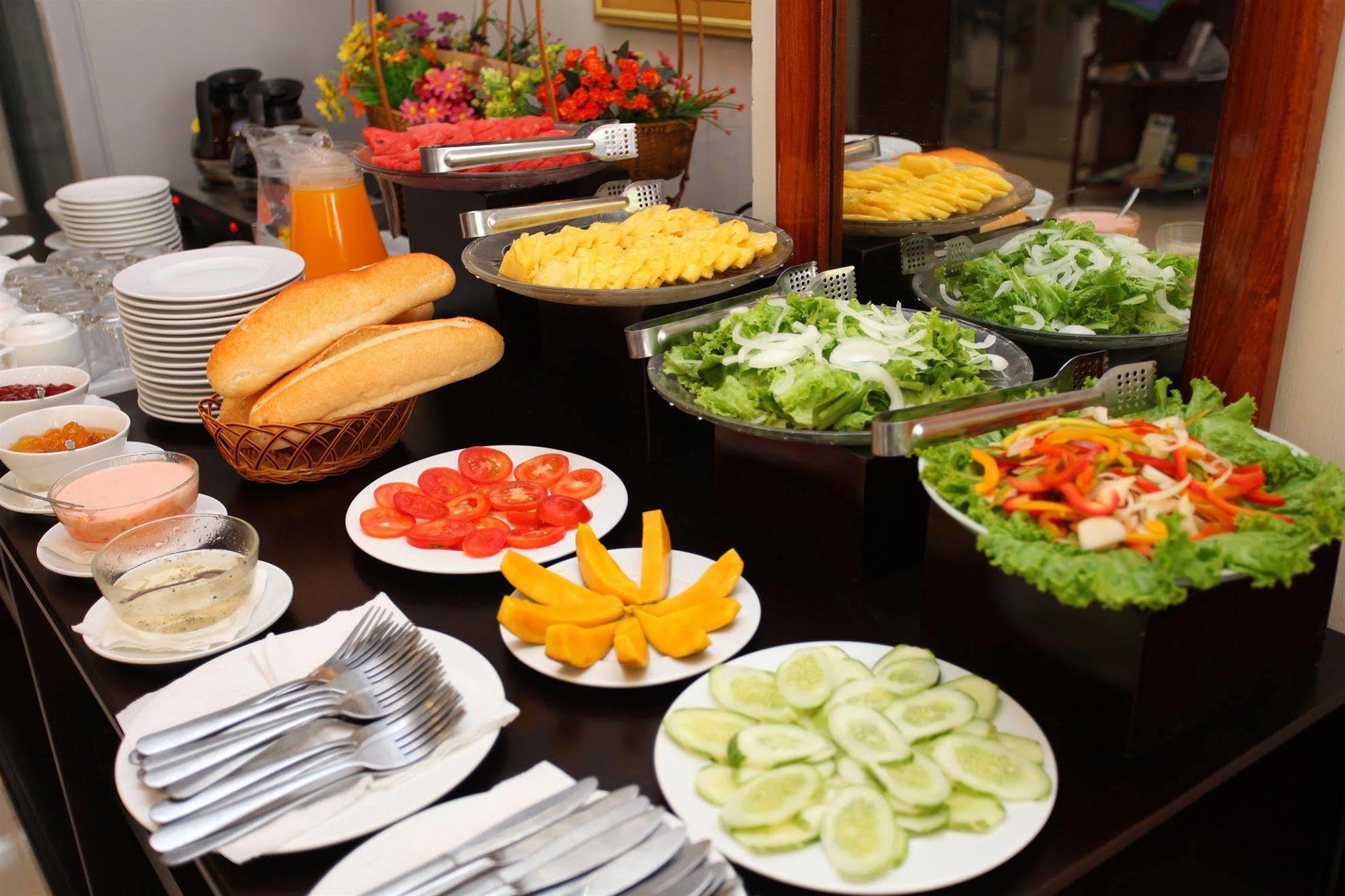 נה טראנג Pho Bien Hotel מראה חיצוני תמונה
